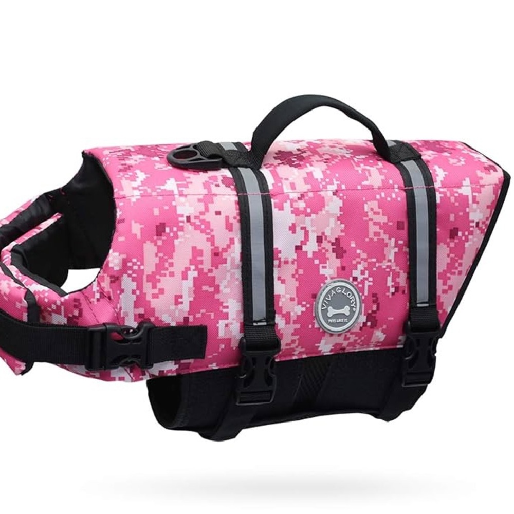 NWOT small Pink Camo Dog Life Jacket